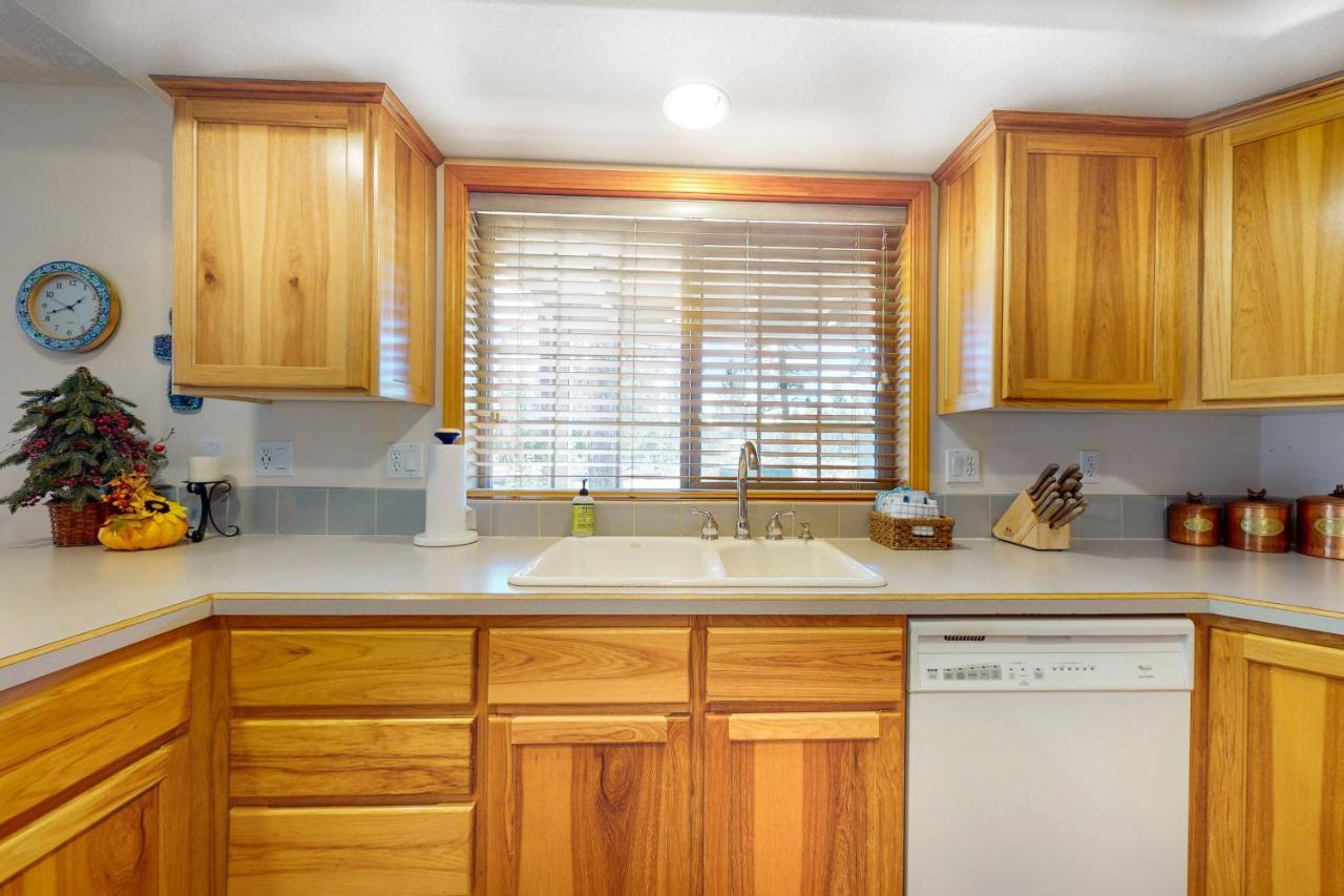 Mt Rainier Lane 07 | Discover Sunriver Buitenkant foto